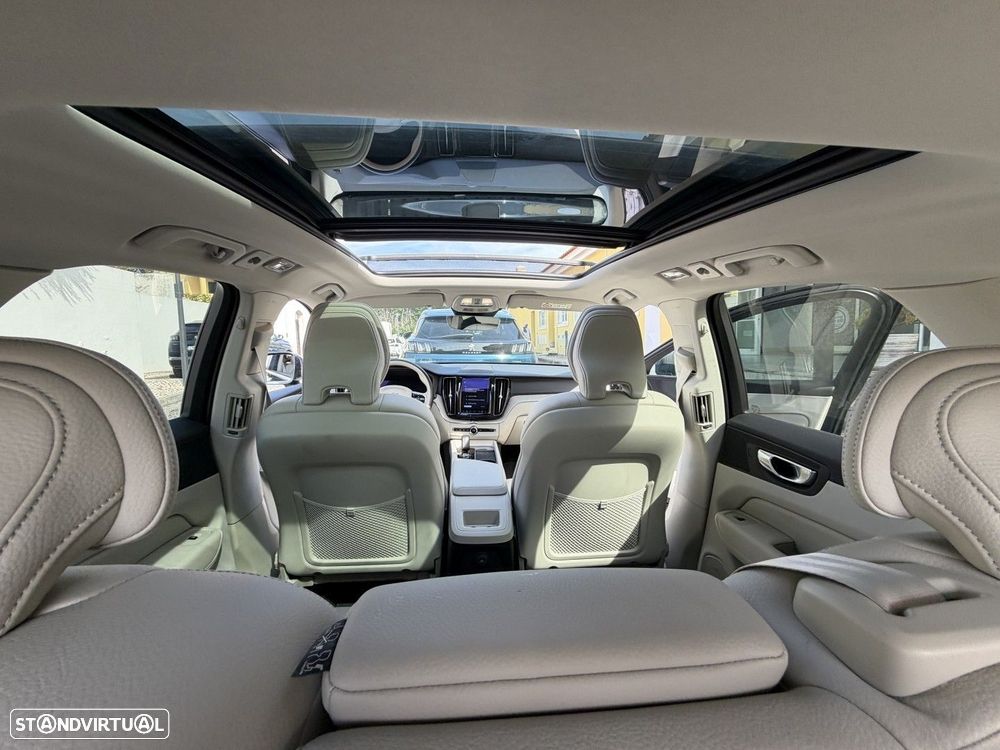 Volvo XC 60 2.0 T6 PHEV Inscription Expression AWD - 48