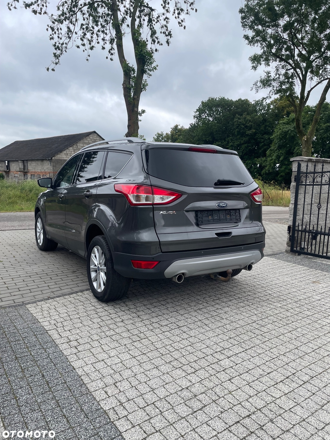 Ford Kuga - 4