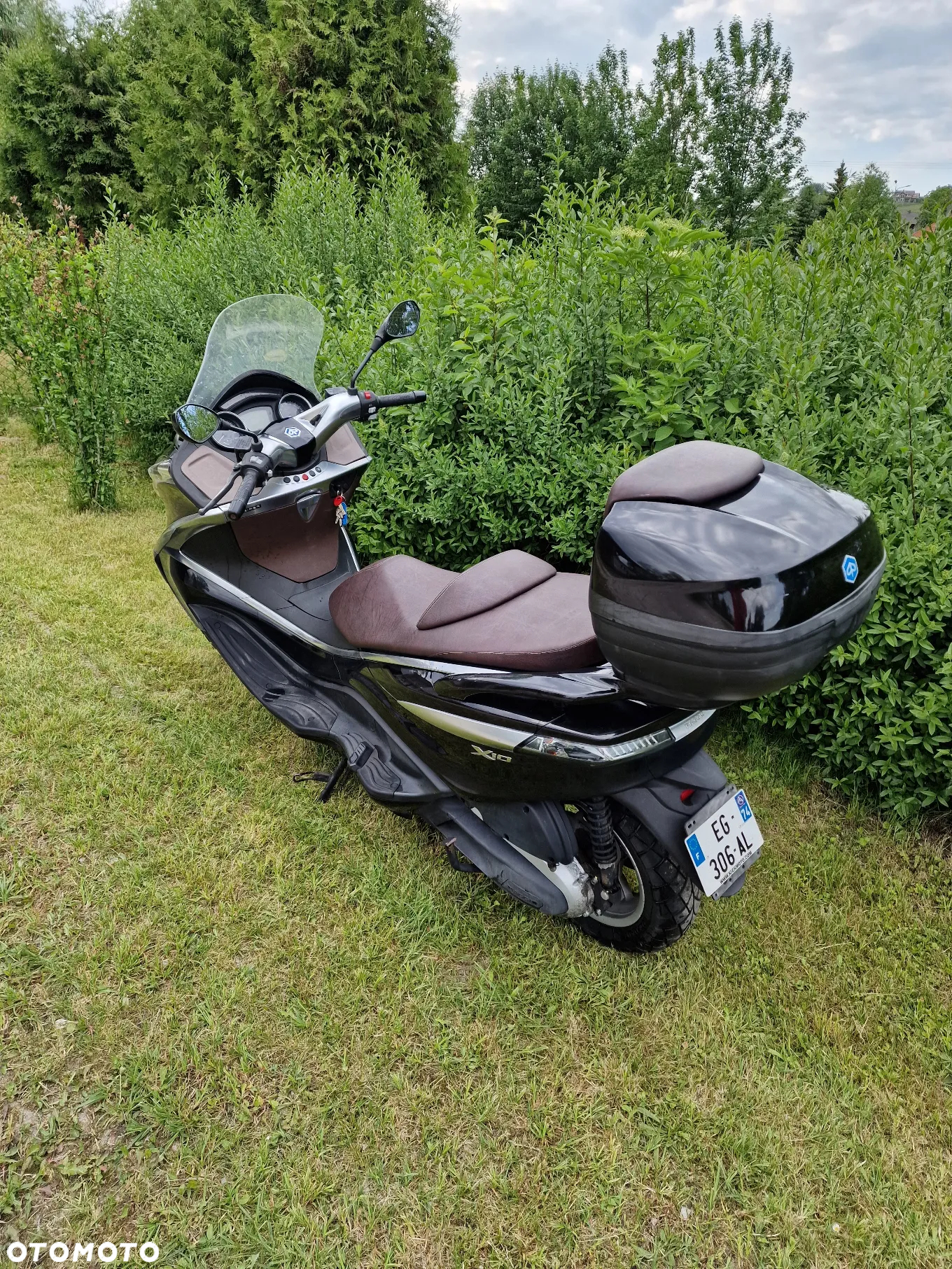 Piaggio X10 - 9