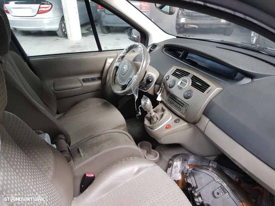 Renault Grand Scenic 2006 para peças - 3