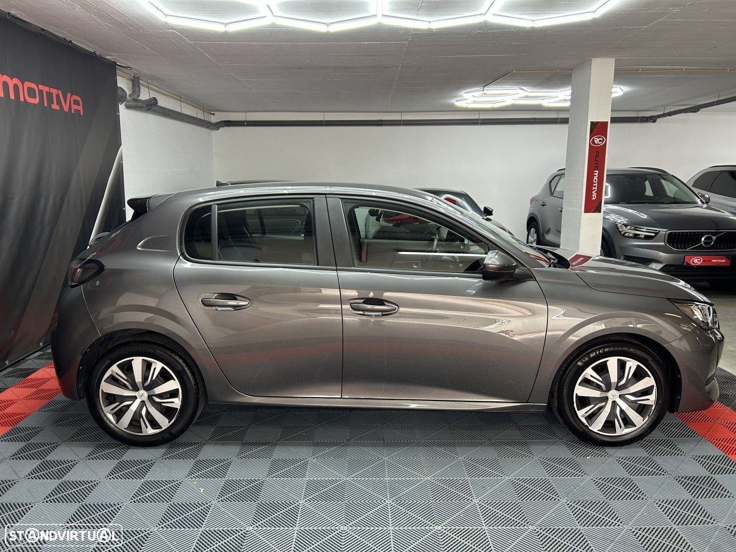 Peugeot 208 1.2 PureTech Active Pack - 4