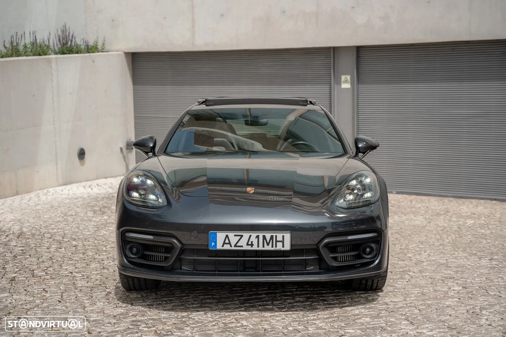 Porsche Panamera Sport Turismo - 2