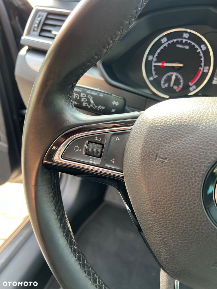 Skoda Superb 1.6 TDI DSG Style - 16