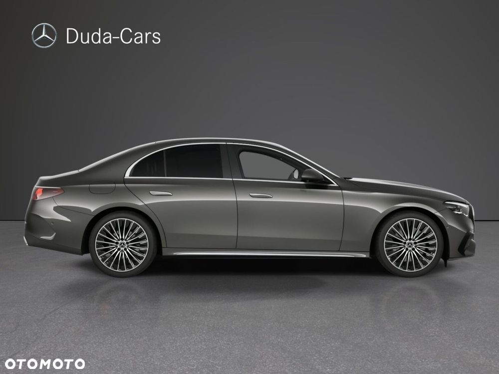 Mercedes-Benz E-Class 2026 photo 5