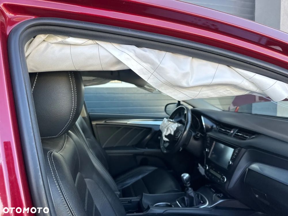 Toyota Avensis 1.8 Prestige - 11
