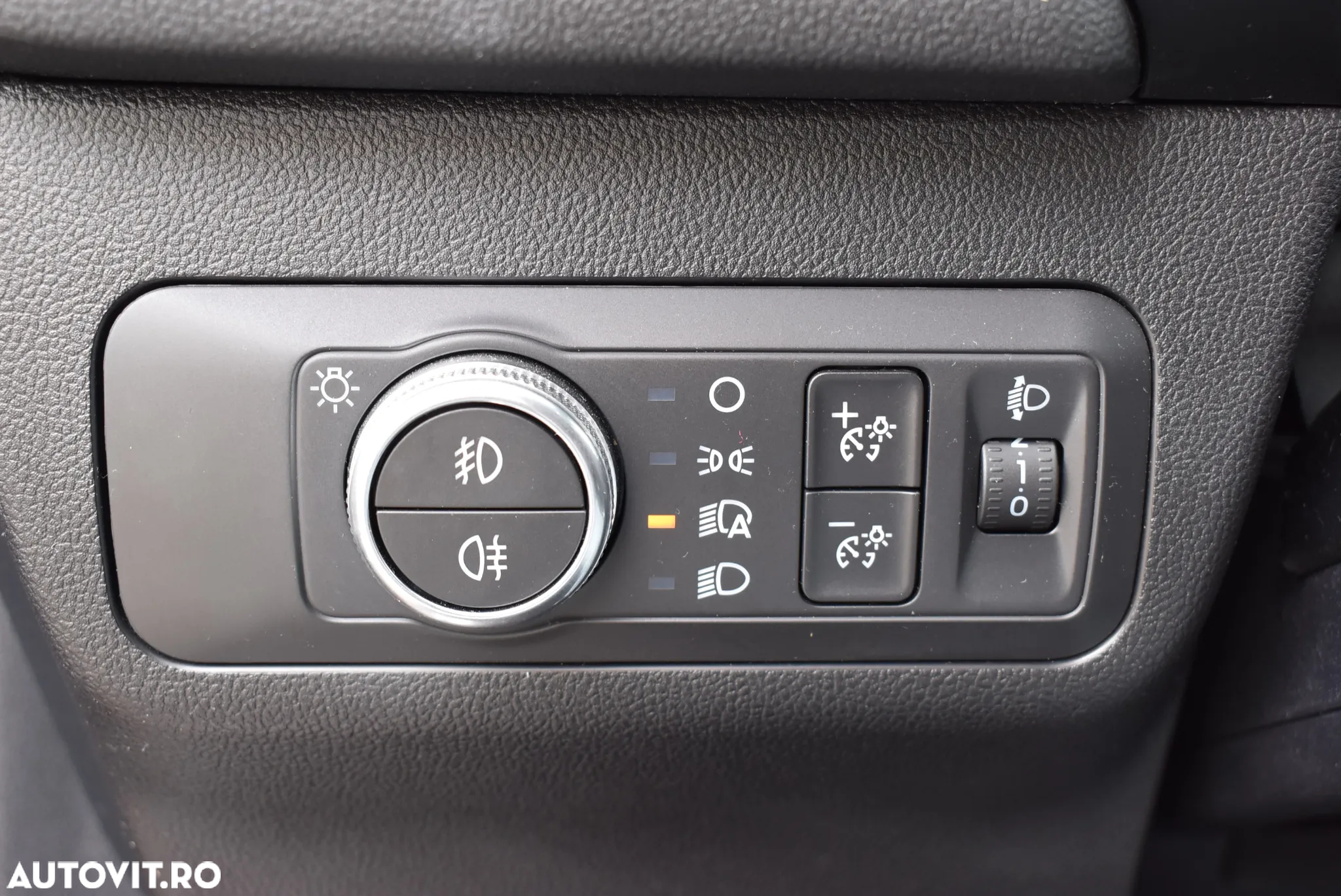 Ford Kuga - 14