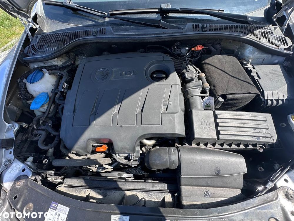 Skoda Octavia 1.6 TDI DPF 4x4 Ambition - 10