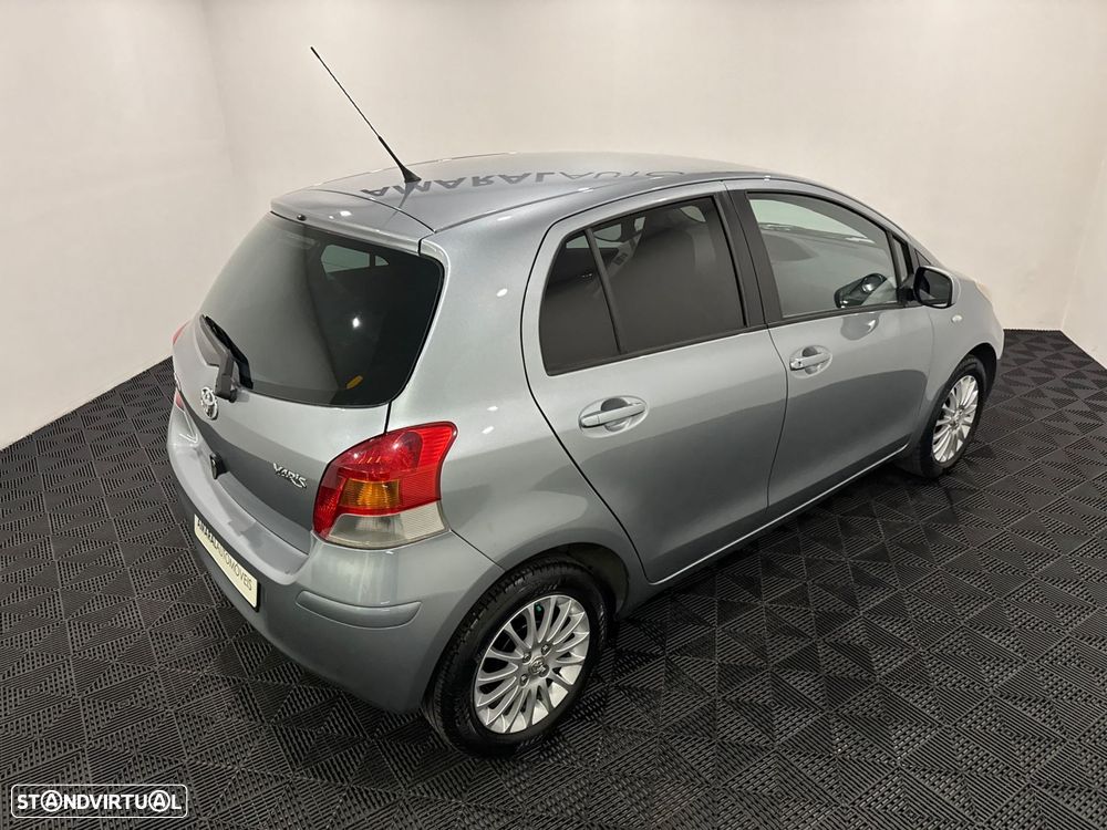 Toyota Yaris 1.4 D-4D SE Sport - 23