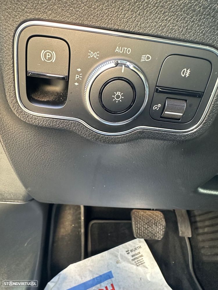 Mercedes-Benz GLA 250 e Style - 15