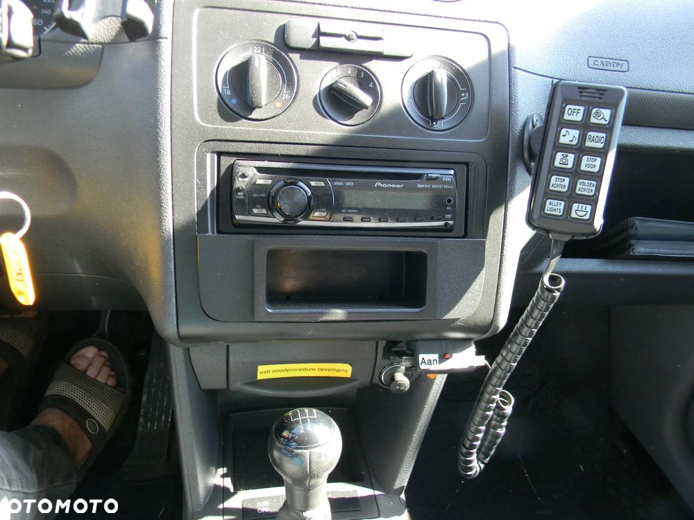 Volkswagen Transporter - 35