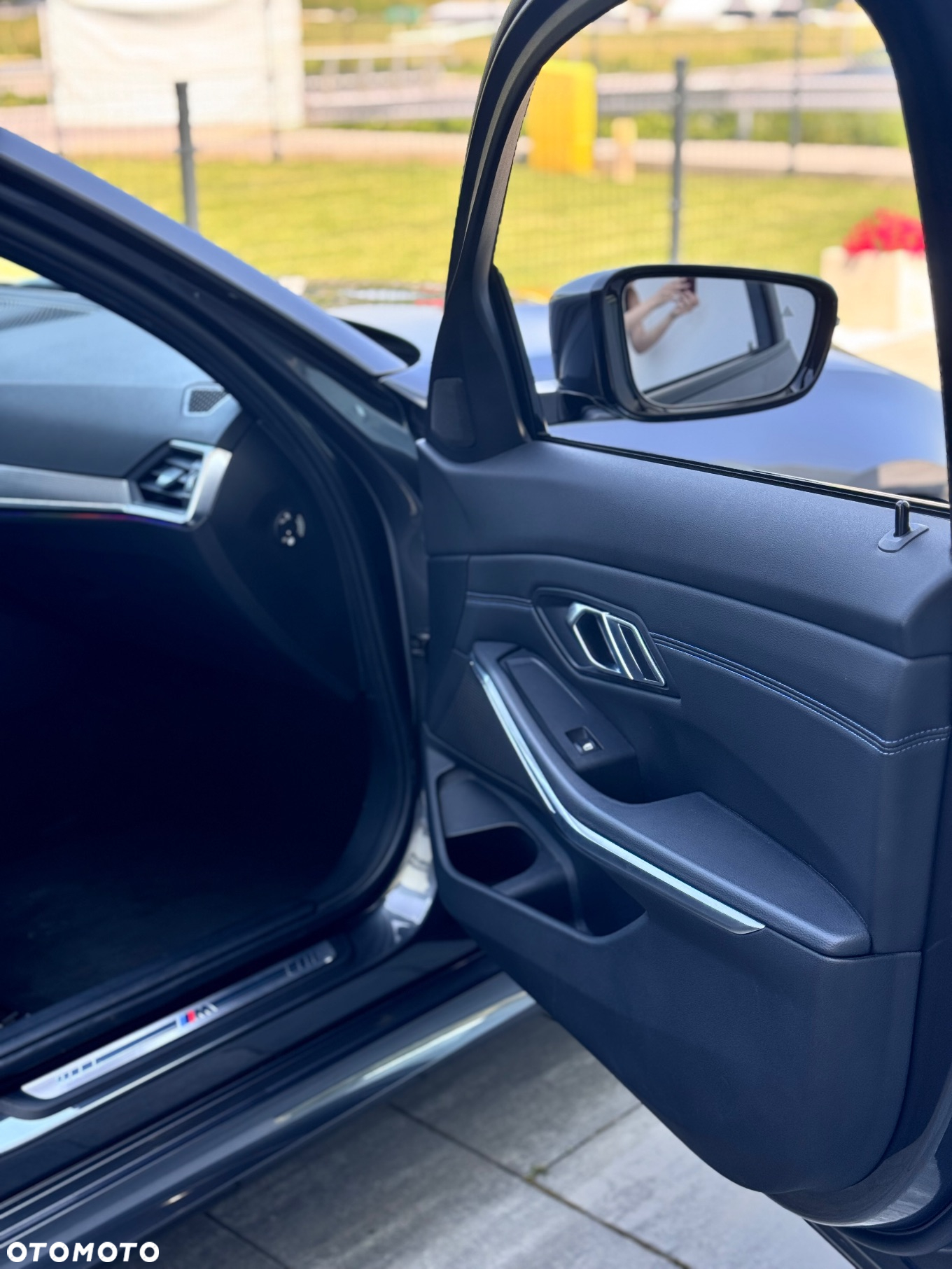 BMW Seria 3 330e Touring xDrive M Sport - 6