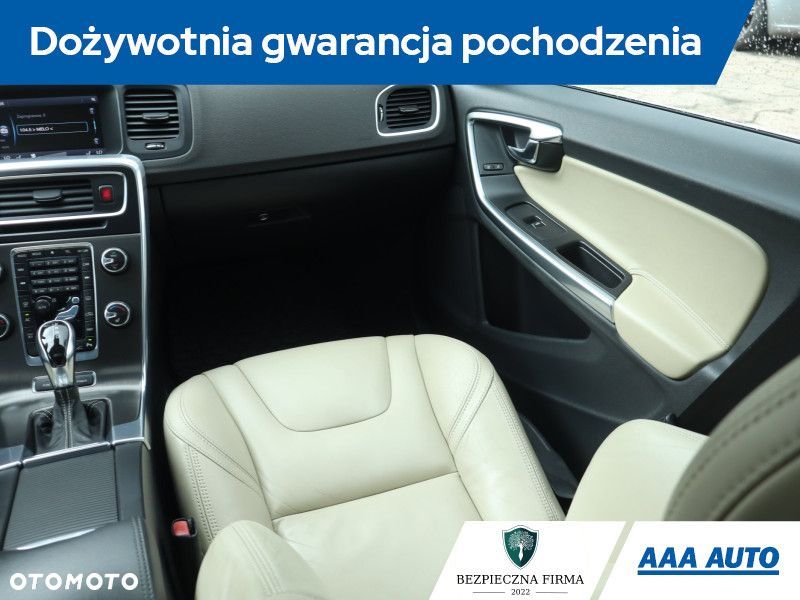 Volvo V60 - 10