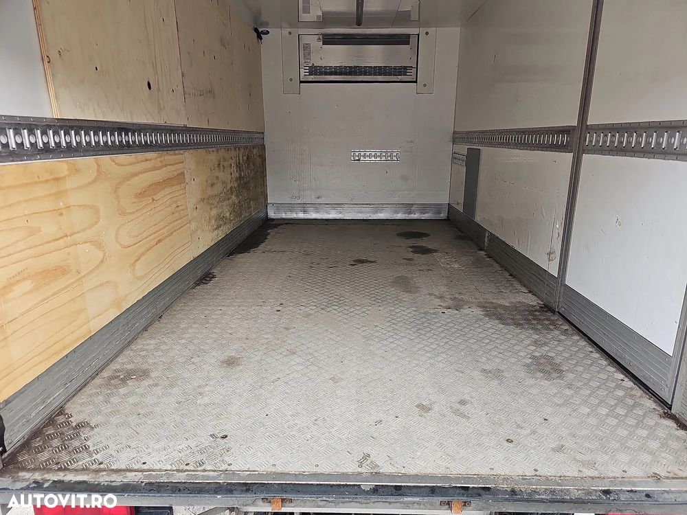 Iveco Daily 35-150 CAB - 16