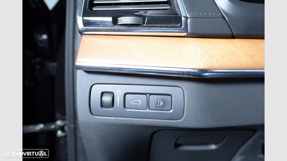 Volvo XC 90 2.0 T8 PHEV Inscription AWD - 12