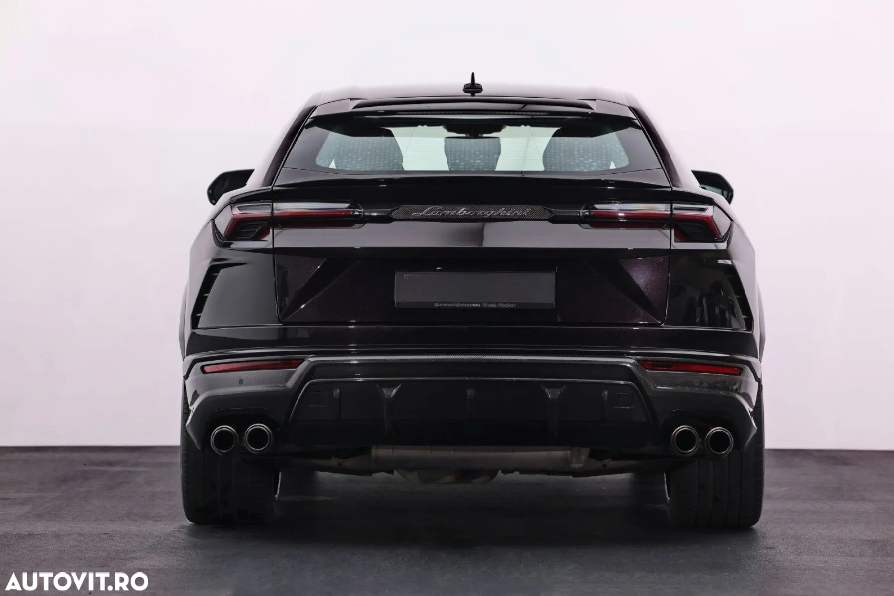 Lamborghini URUS Standard - 7