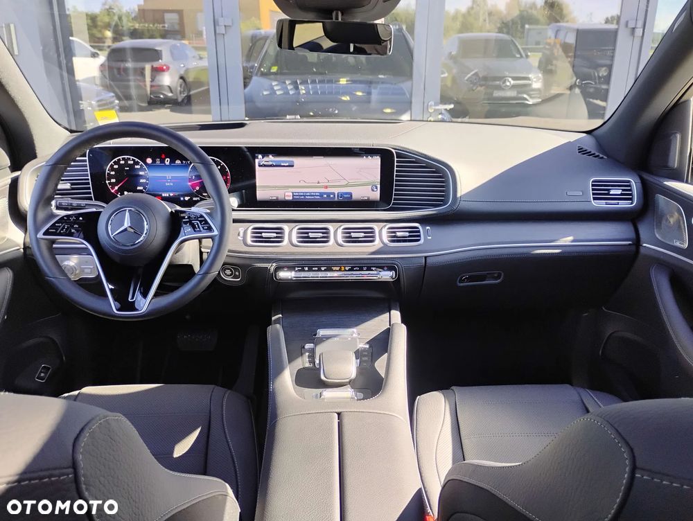 Mercedes-Benz GLE - 22