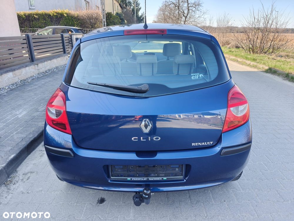 Renault Clio - 3