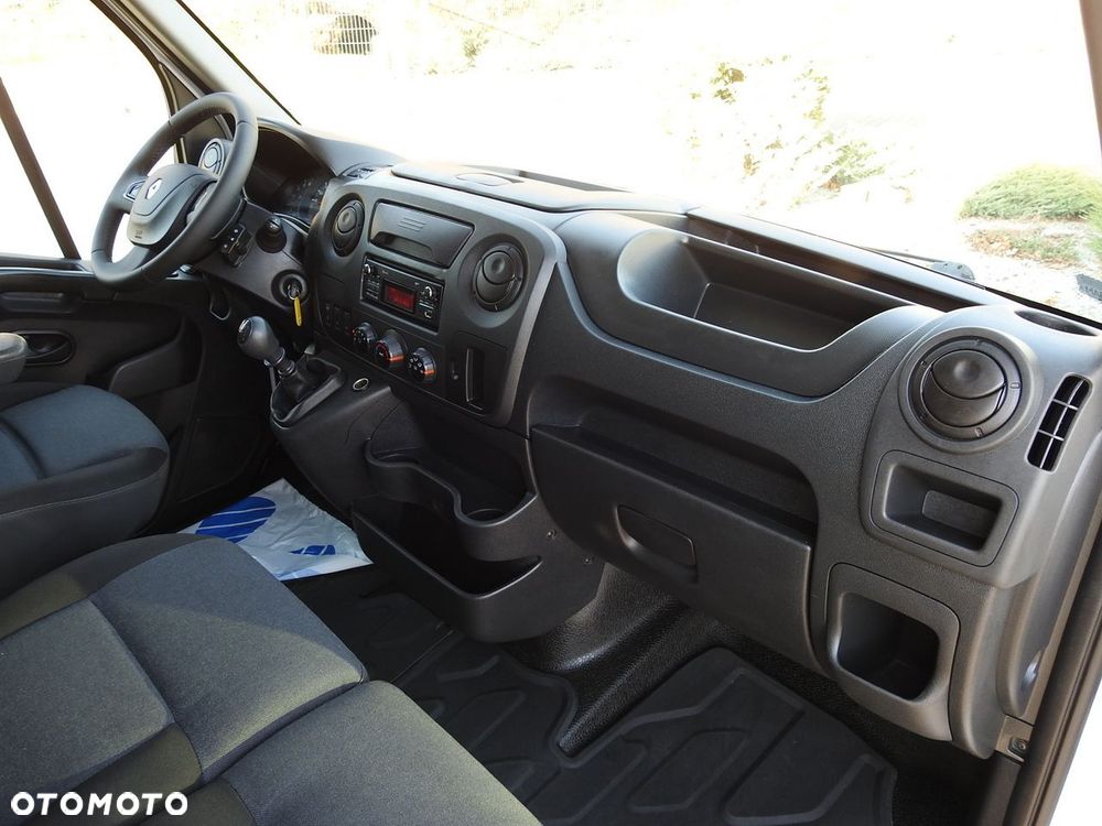 Renault MASTER PLANDEKA 10 PALET TEMPOMAT KLIMATYZACJA PNEUMATYKA  170KM - 38