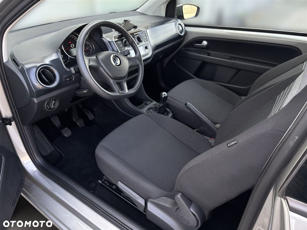 Volkswagen up! - 14