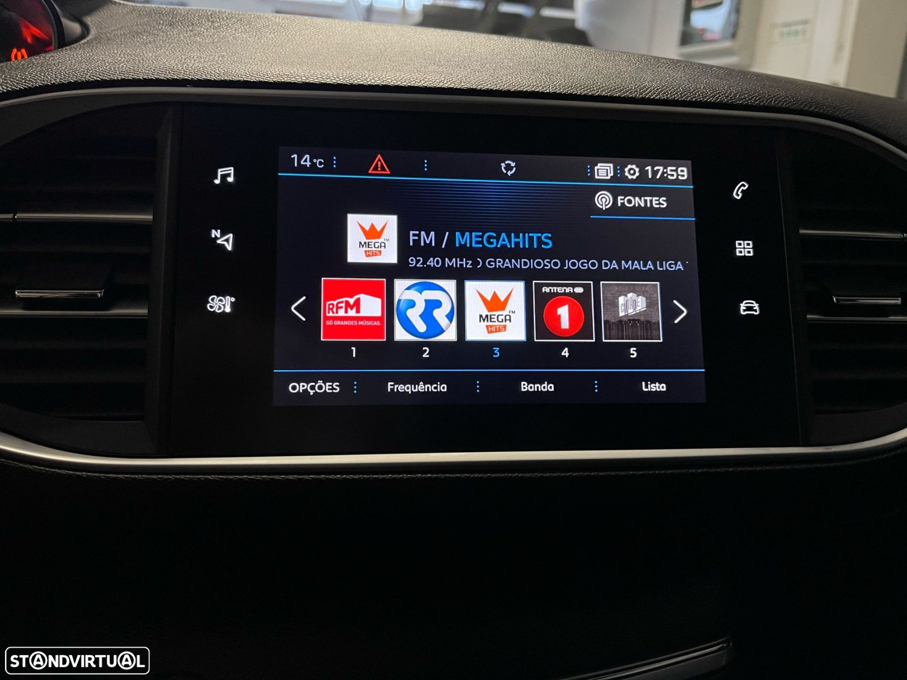 Peugeot 308 SW 1.5 BlueHDi Style - 17