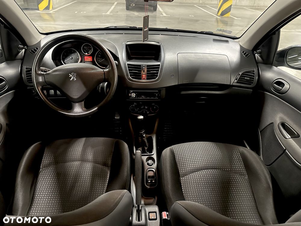 Peugeot 206 plus - 7