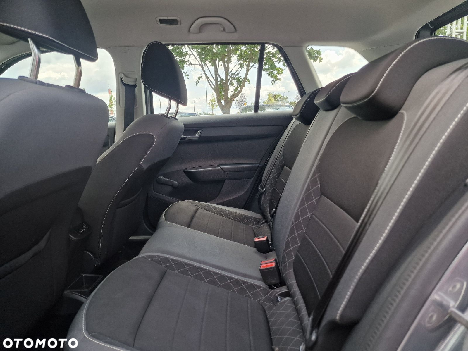 Skoda Fabia 1.0 Ambition - 12