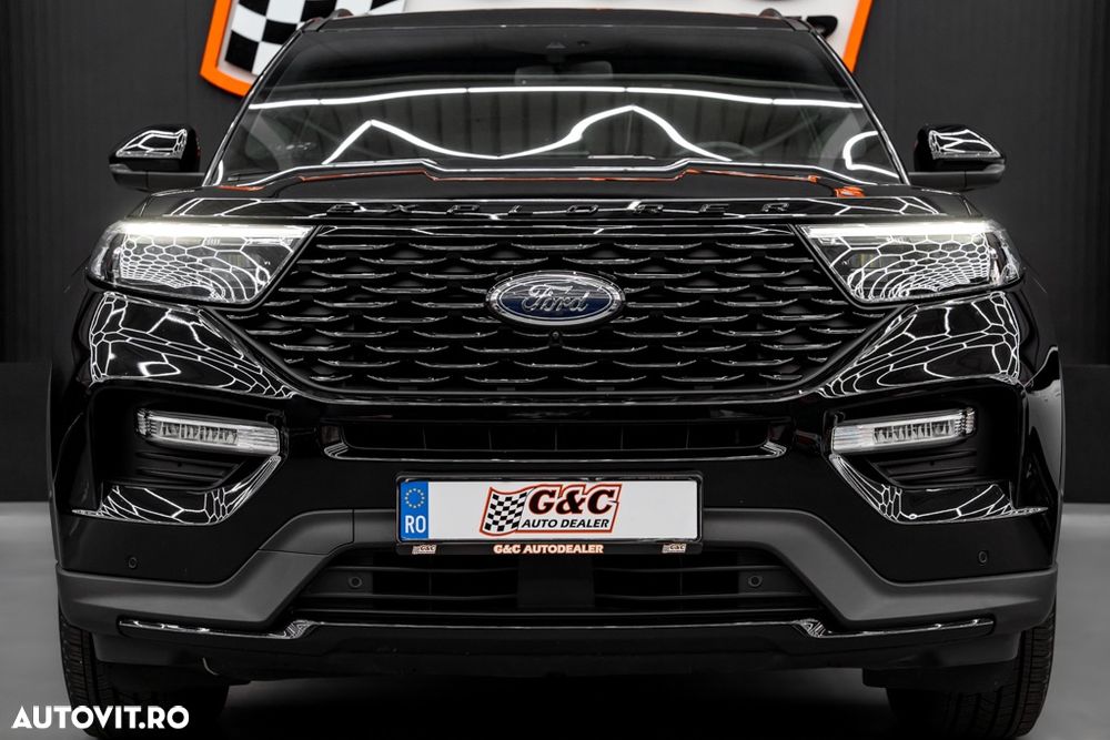 Ford Explorer 3.0 PHEV ST-Line - 24