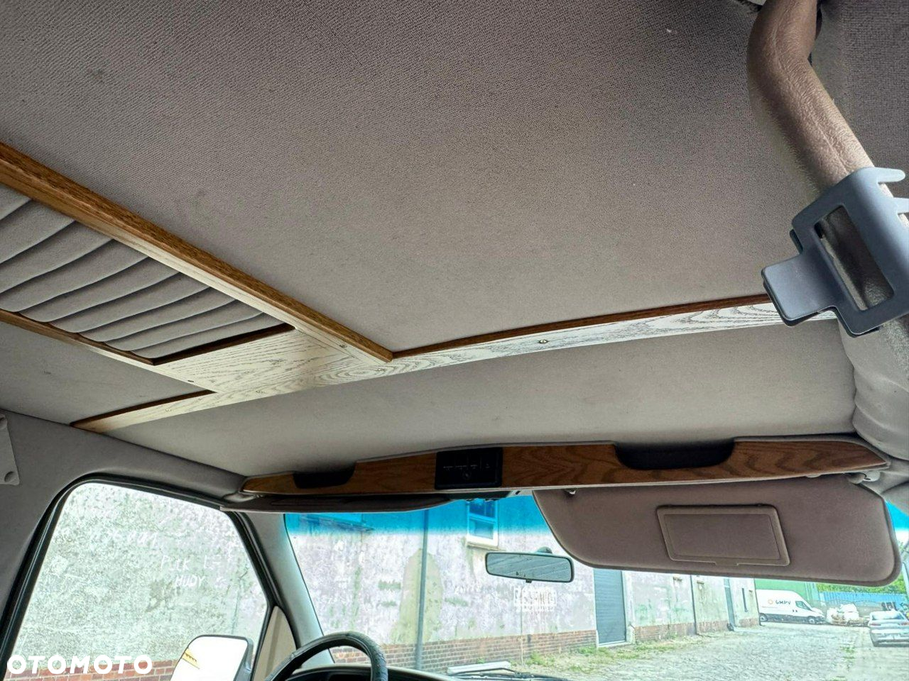 Ford Econoline - 35