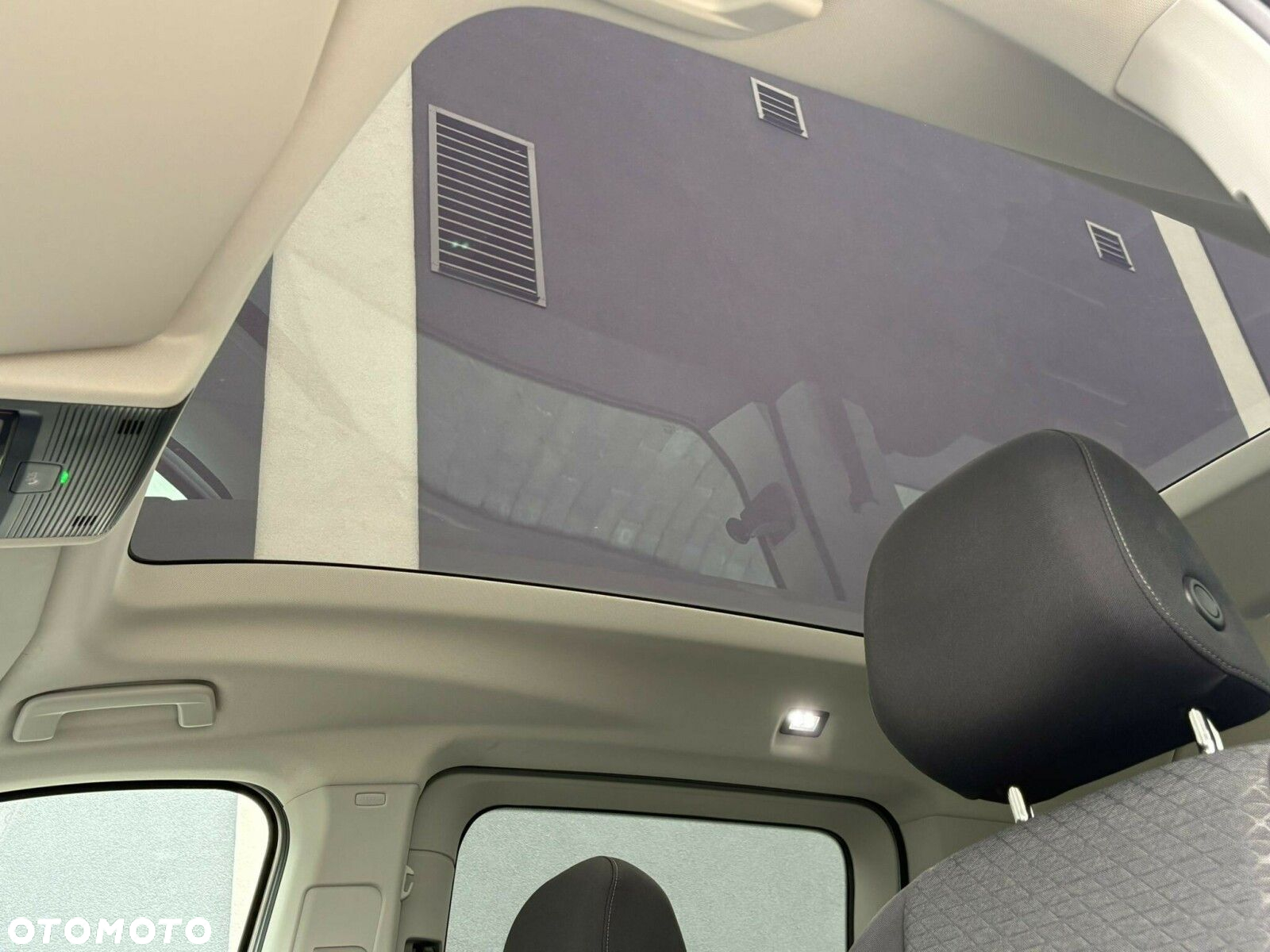 Ford Tourneo Connect 2.0 EcoBlue Titanium - 10