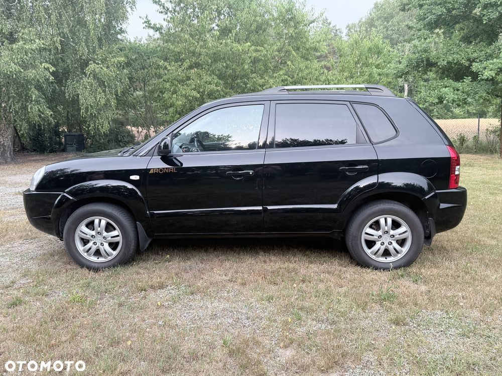 Hyundai Tucson 2.0 Comfort 2WD - 3