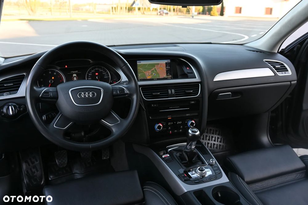 Audi A4 Limousine 1.8 TFSI S line Sportpaket - 34