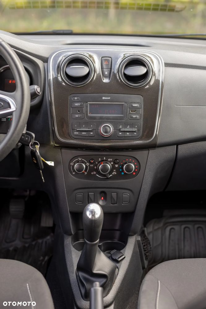 Dacia Sandero - 18