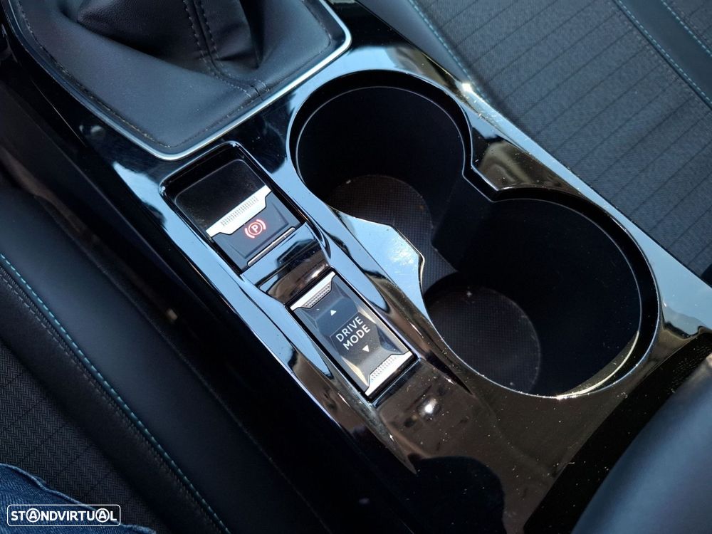 Peugeot 2008 1.2 PureTech Allure Pack - 18