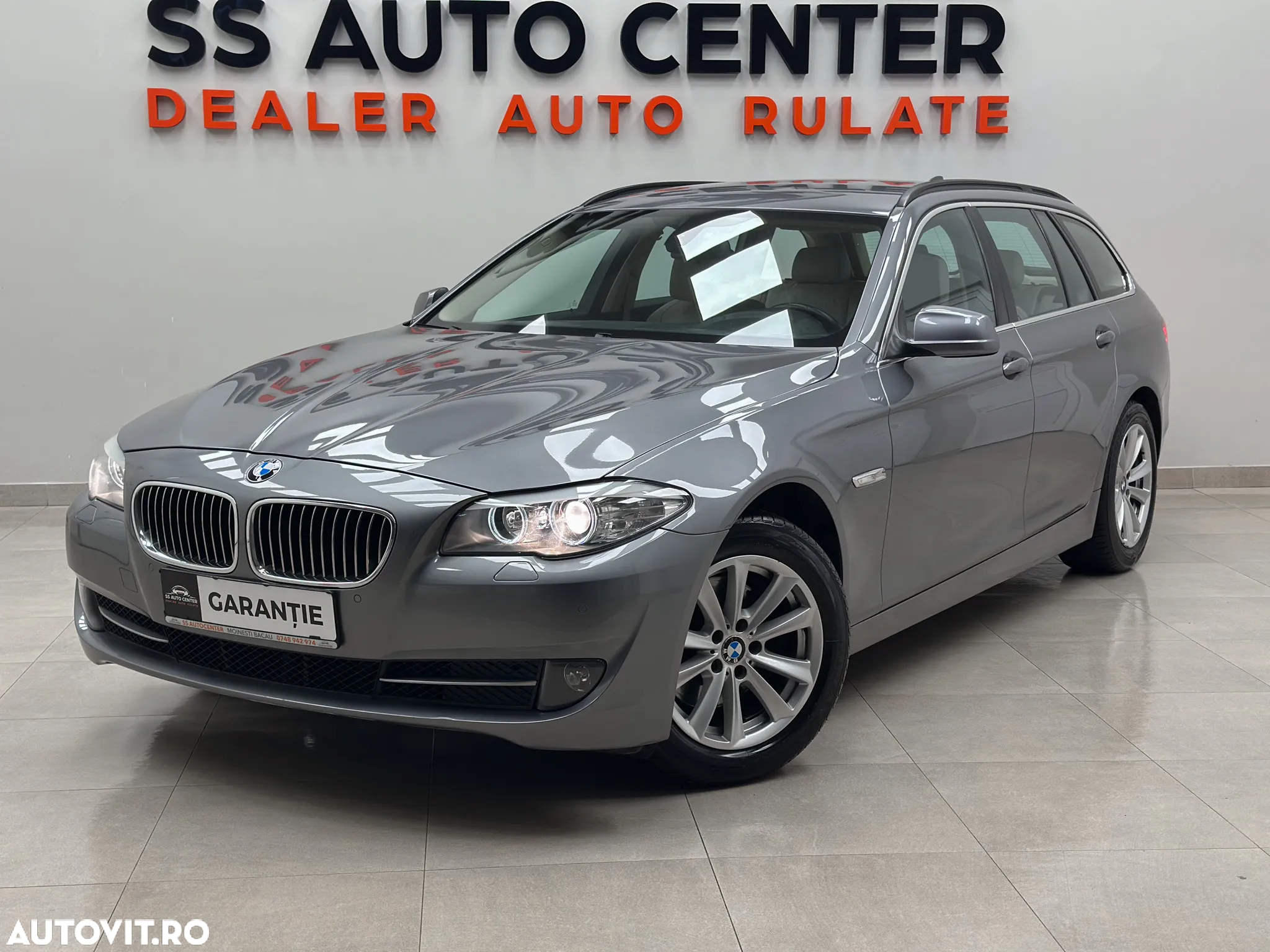 BMW Seria 5 520d Touring - 10