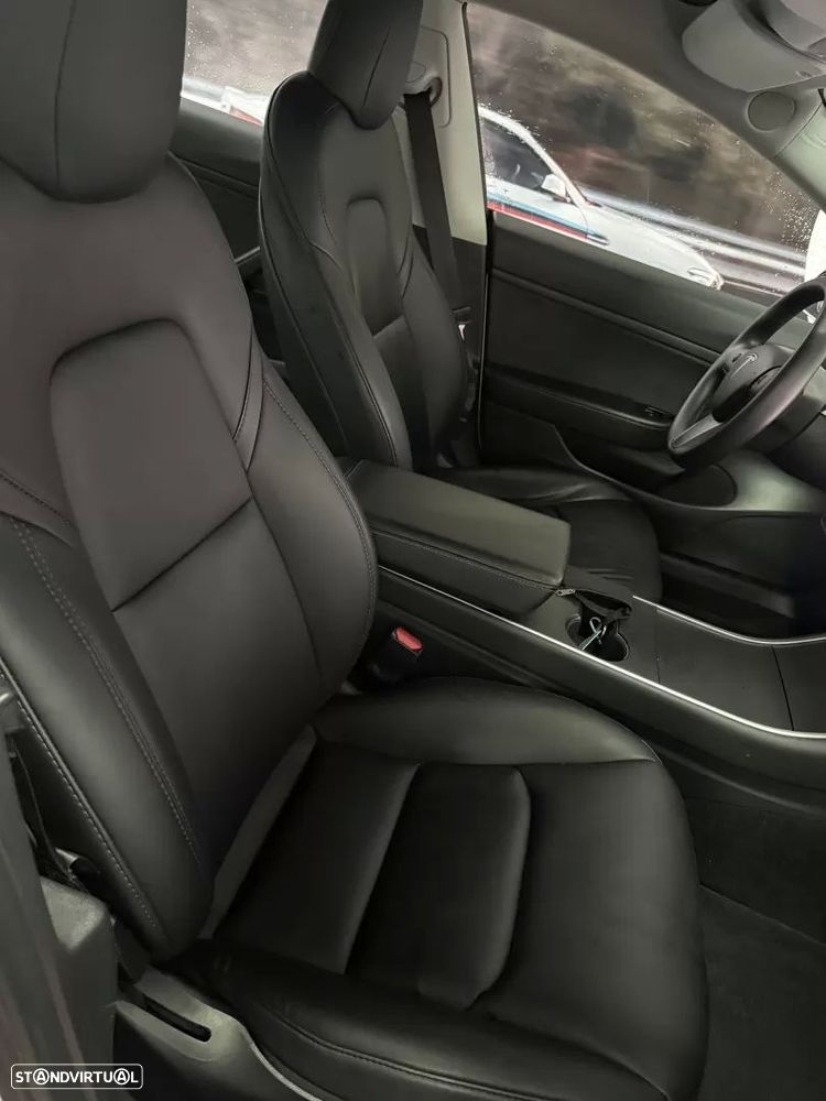 Tesla Model 3 Long Range Tração Traseira - 11