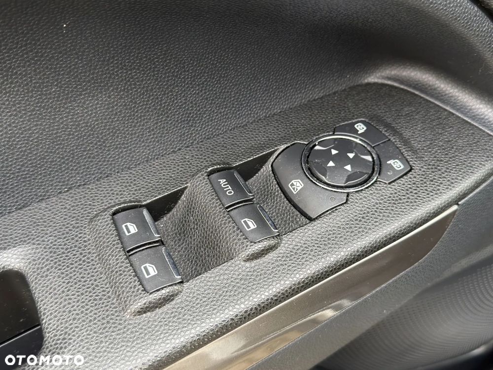 Ford EcoSport - 15