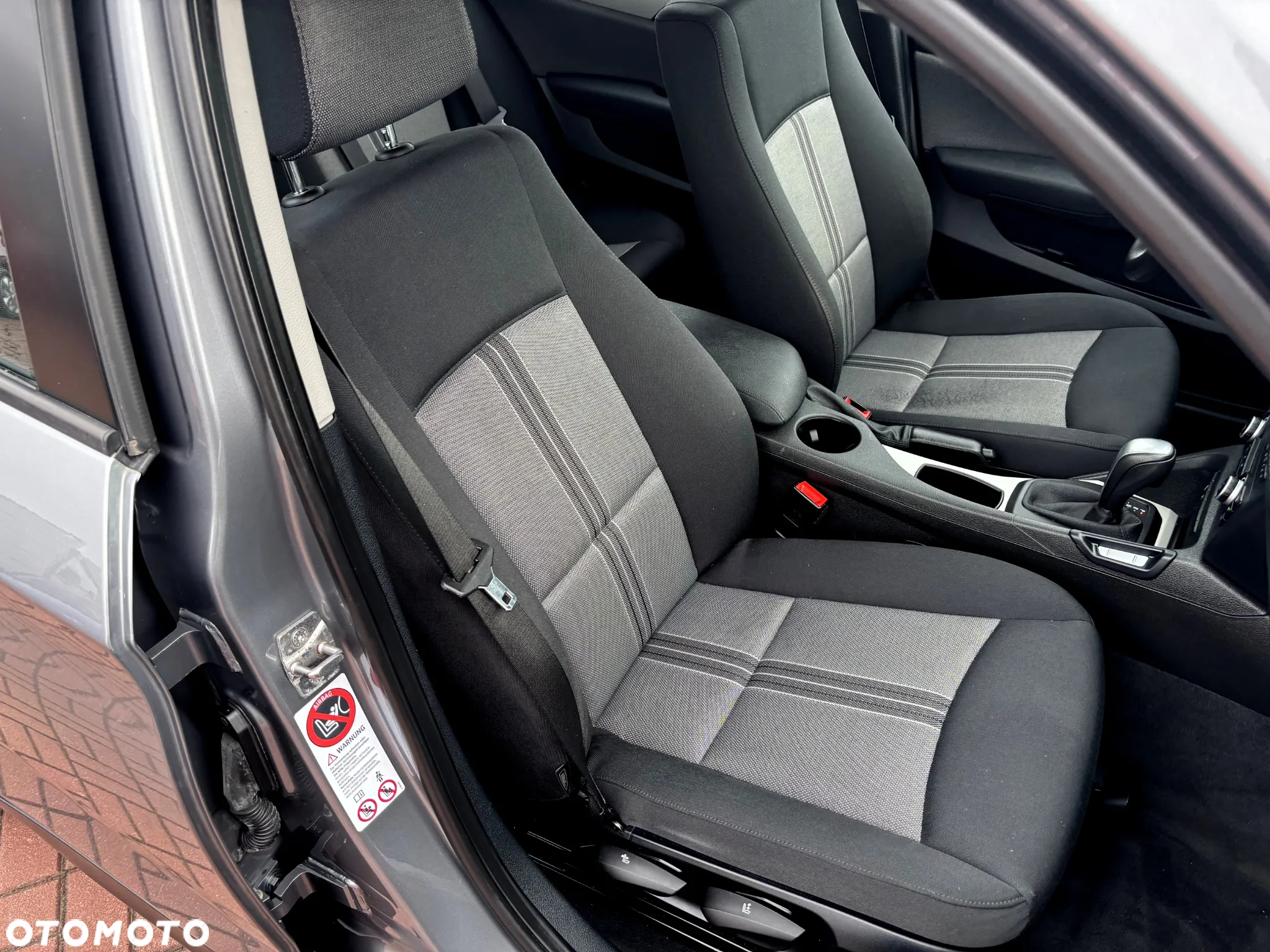 BMW X1 sDrive18d - 14
