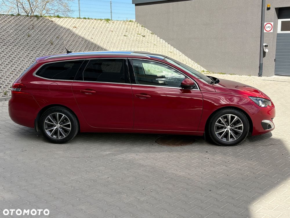 Peugeot 308 BlueHDi 120 EAT6 Stop & Start Allure - 4