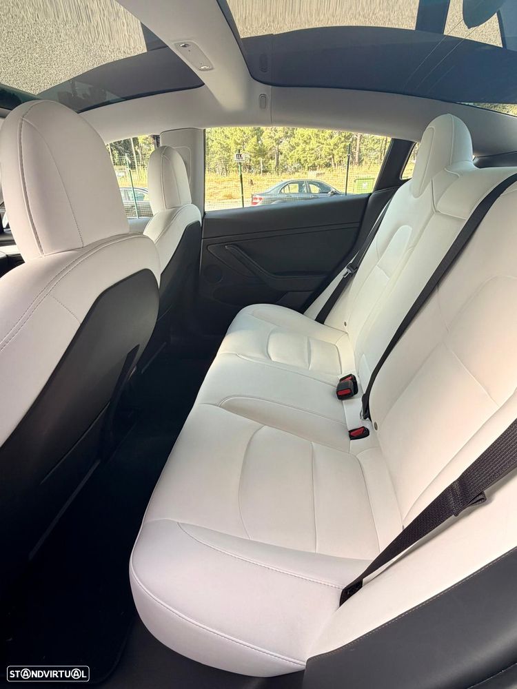 Tesla Model 3 Long Range AWD Dual Motor Performance - 16