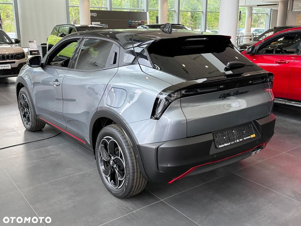 Alfa Romeo Junior 1.2 mHEV Ibrida Speciale eDCT - 4