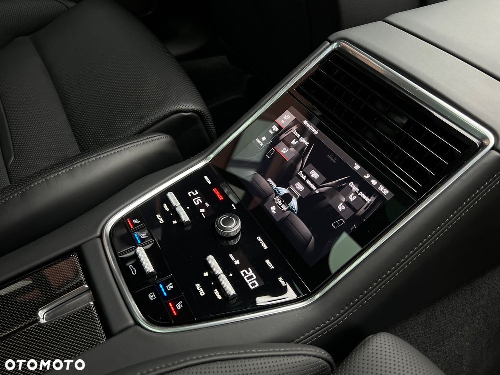 Porsche Panamera Turbo S - 18