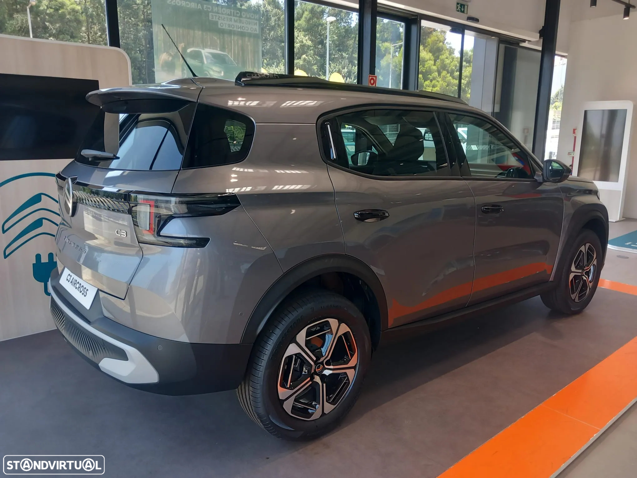 Citroën C3 Aircross 1.2 Hybrid Max e-DSC6 - 4