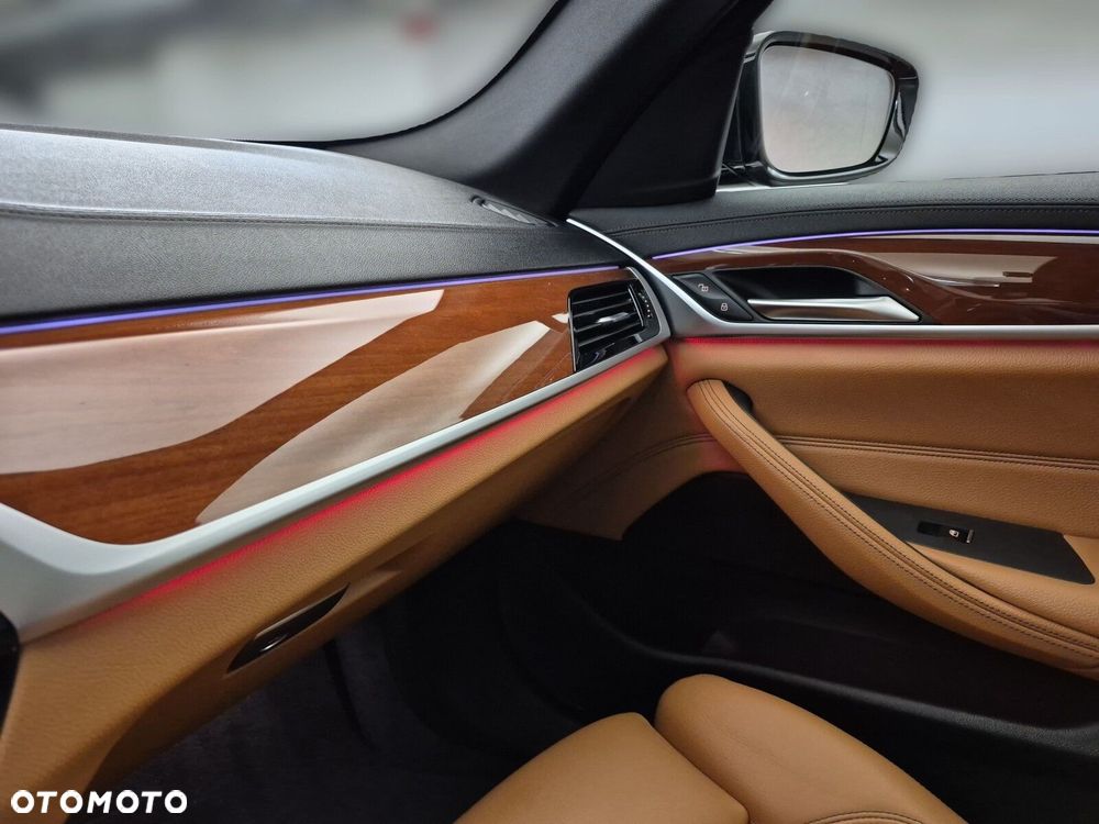 BMW Seria 5 - 24