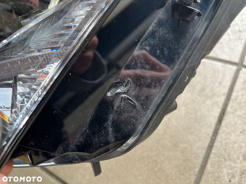 Lampa lewa przednia SKODA ENYAQ CRYSTAL LIGHTNIG - 12