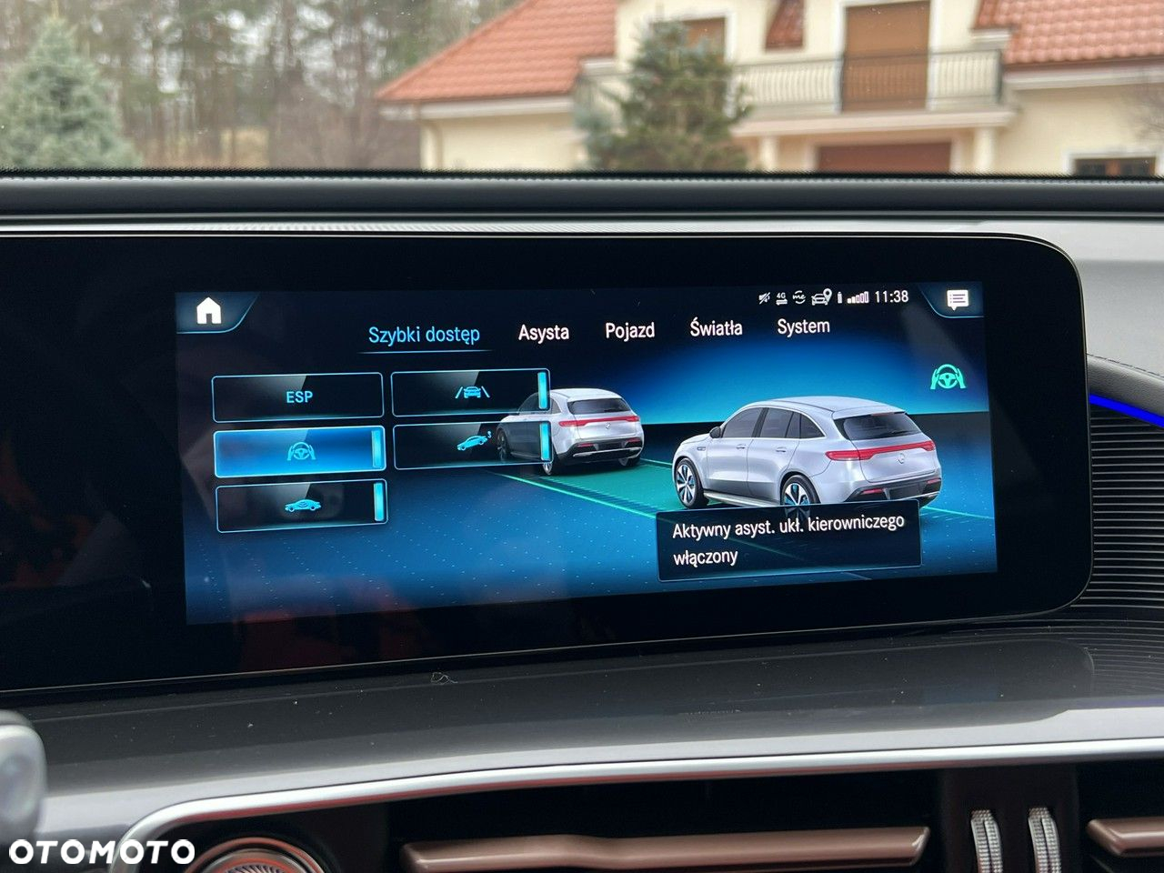 Mercedes-Benz EQC - 28