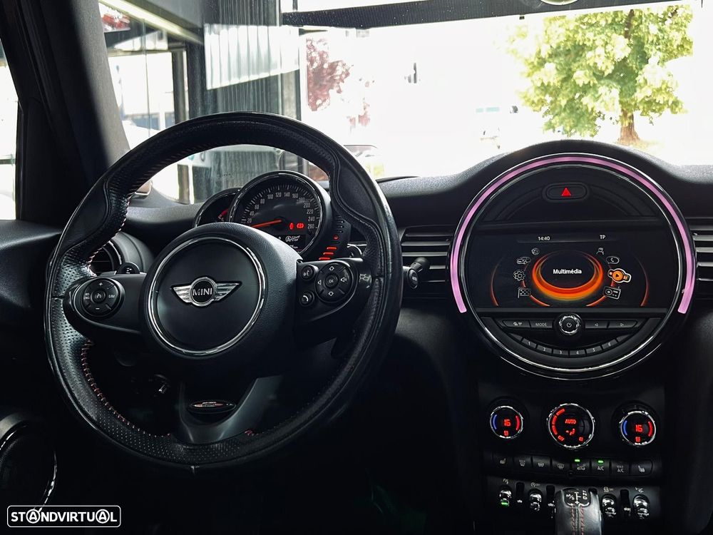 MINI 5 Portas Cooper SD Aut. - 22