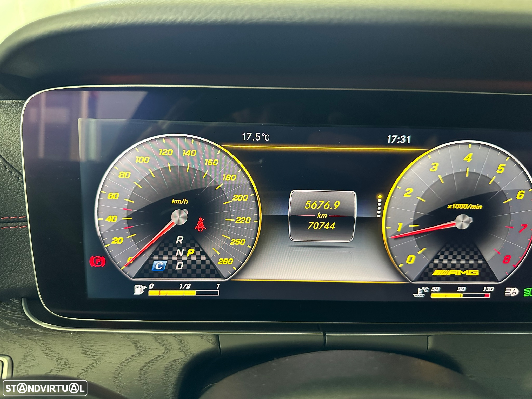 Mercedes-Benz E 43 AMG 4-Matic - 11