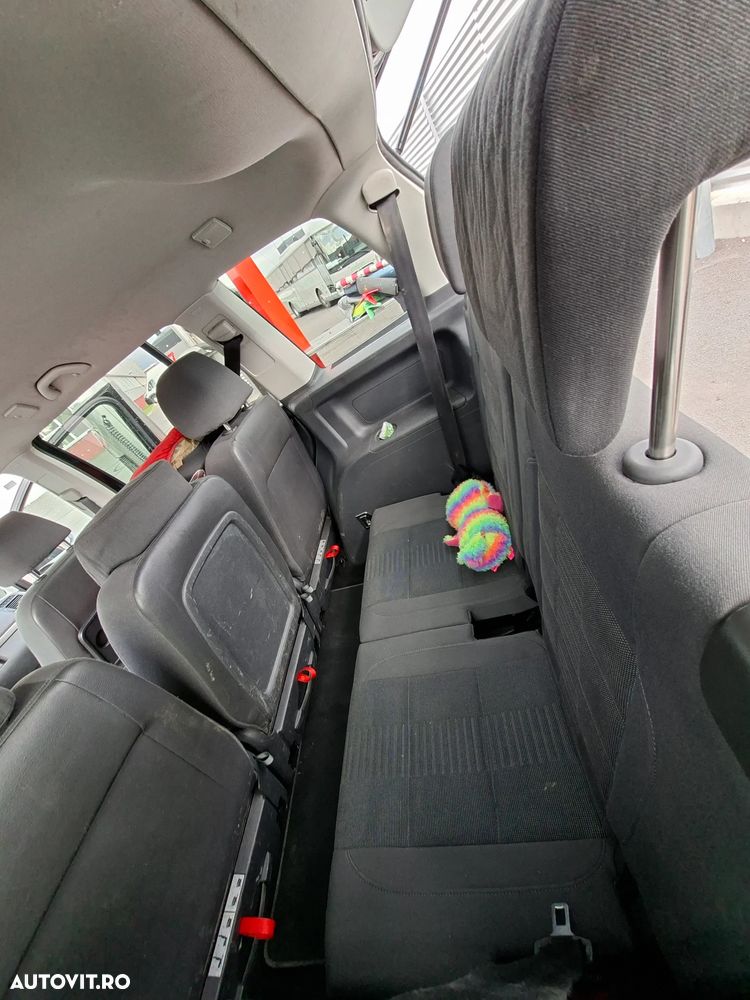 Volkswagen Touran 2.0 TDI DPF DSG Highline - 24