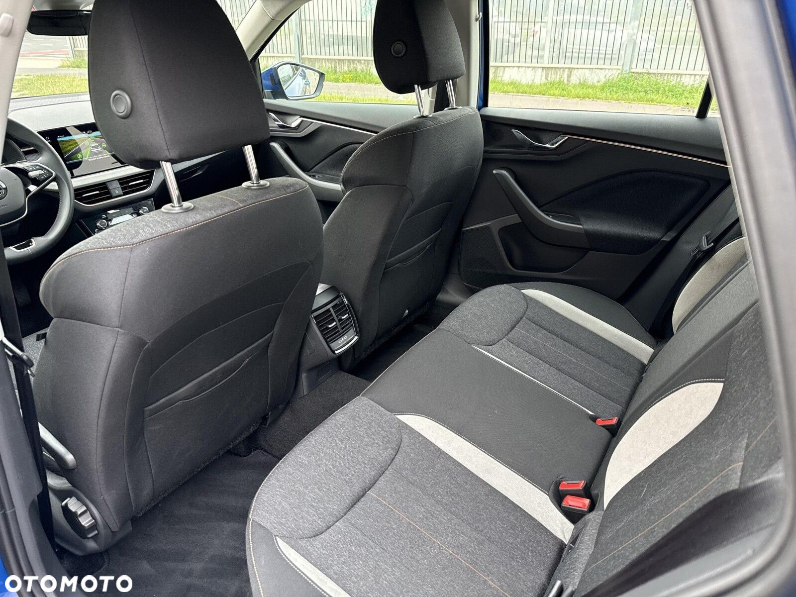 Skoda Kamiq 1.0 TSI Selection DSG - 23