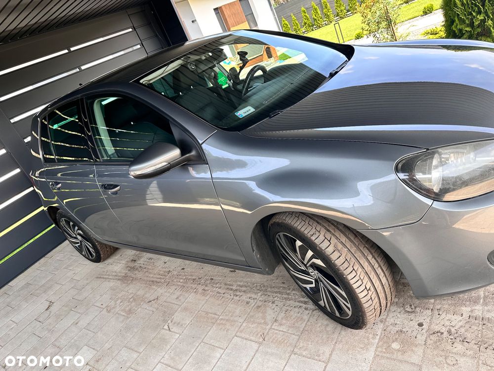 Volkswagen Golf 2.0 TDI Highline - 28